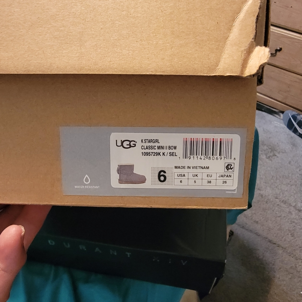 Women ugg boot
